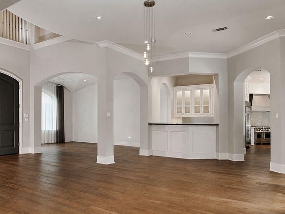 4th image of 23 N Fazio Way