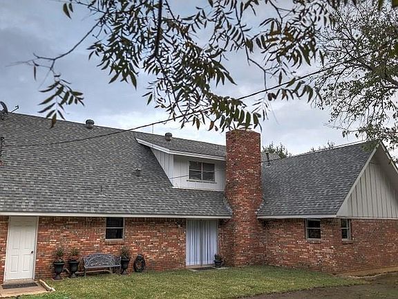 2nd image of 4809 Neal St