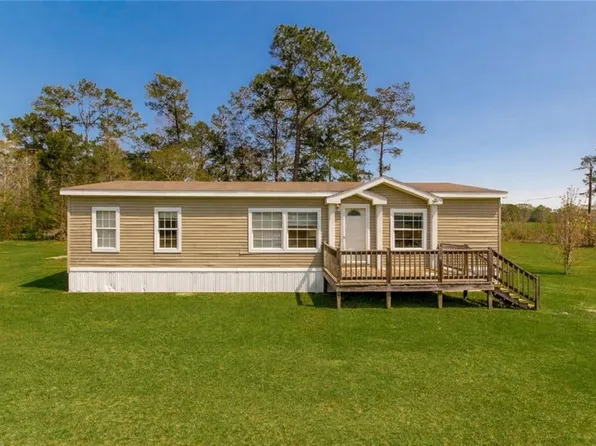 58563 Spring Valley Rd, Bogalusa, LA 70427