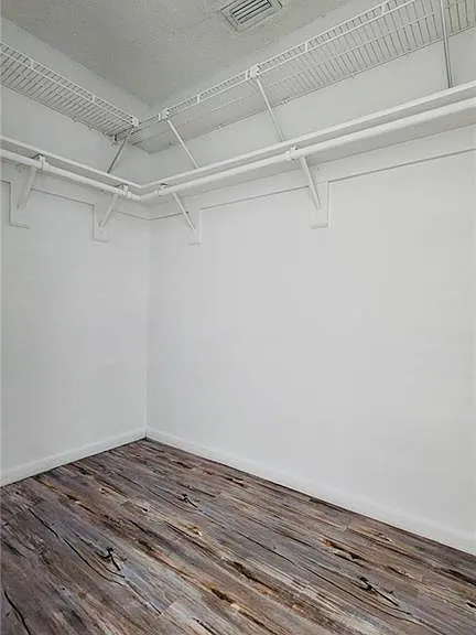 17188 Lee Rd — Photo 9