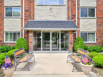 100 Park Cir #1E, Wheaton, IL, 60187