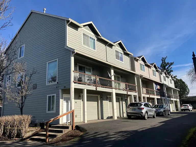 2602 SE 141st Ave #B — Photo 1