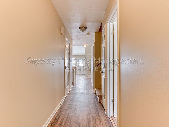3rd image of 414 Northrop Pl