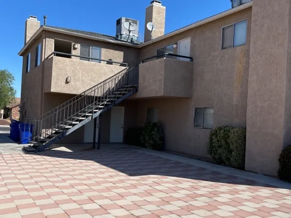 13757 Greenwood Pl APT 2, Victorville, CA 92395