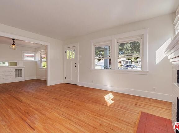4th image of 4808 York Blvd