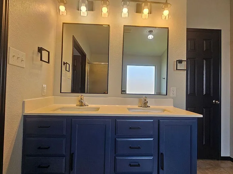6604 Mustang Creek Rd — Photo 14