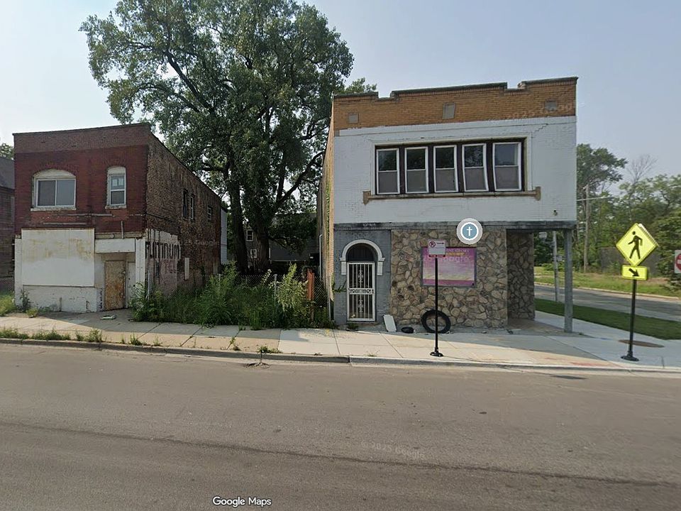 1st image of 923 W 59th St