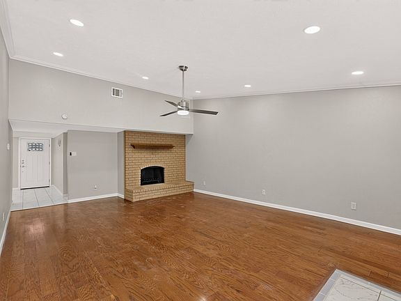 4th image of 3310 Magnolia Ct