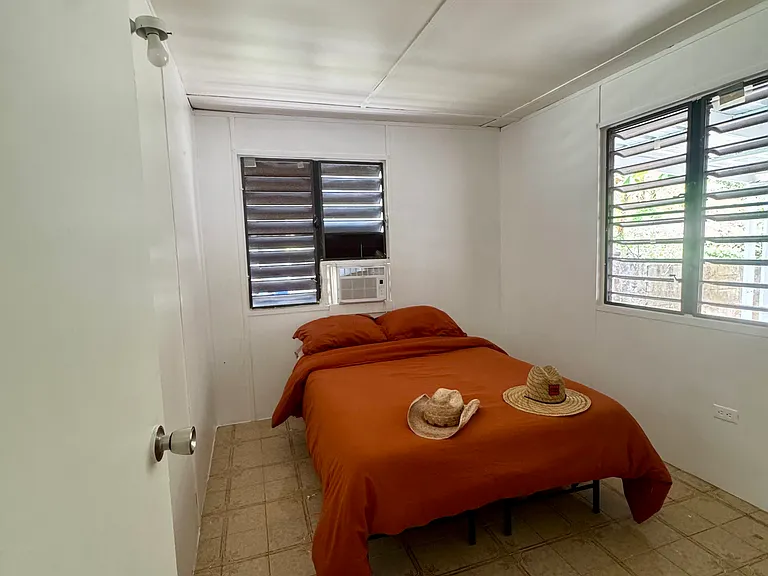 E8 Calle 4 #4 — Photo 8