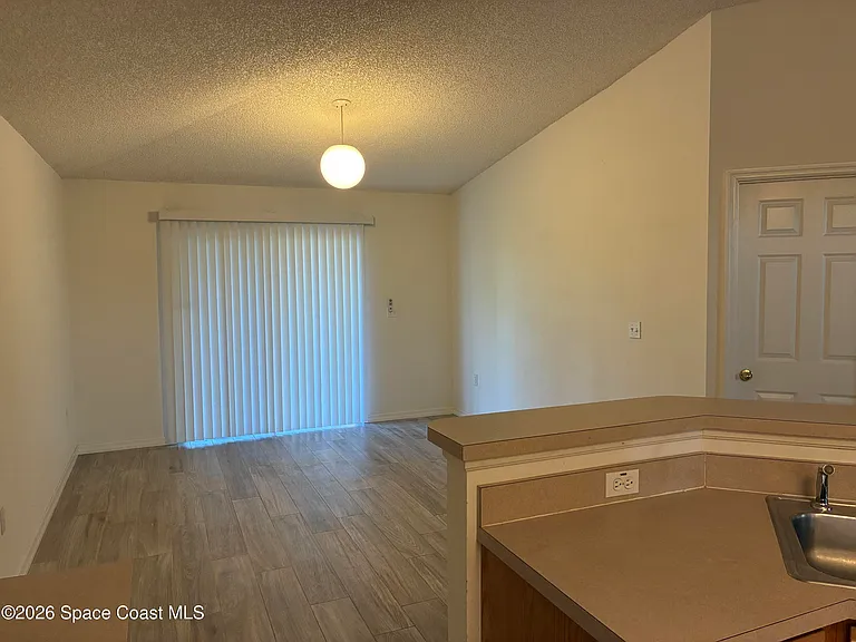 1776 Vista Lake Cir — Photo 9