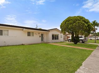 1730 SW 97th Ct, Miami, FL 33165