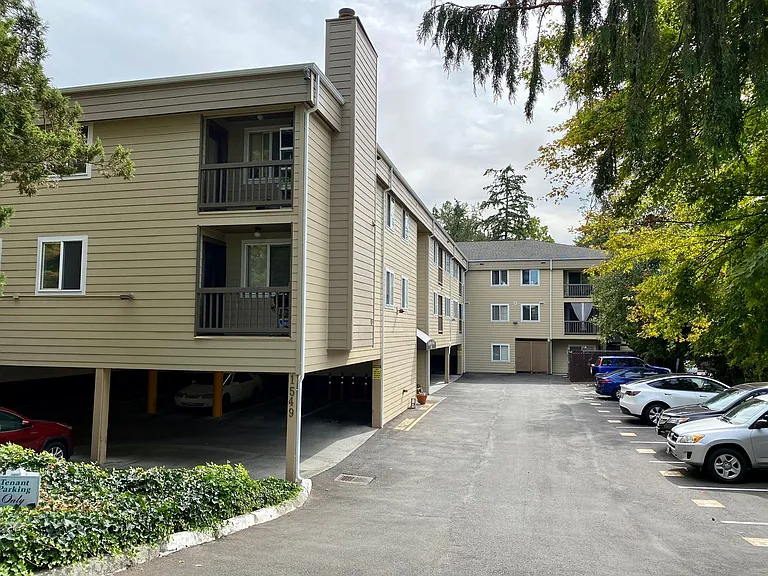 Brighton North Apartments — Photo 19