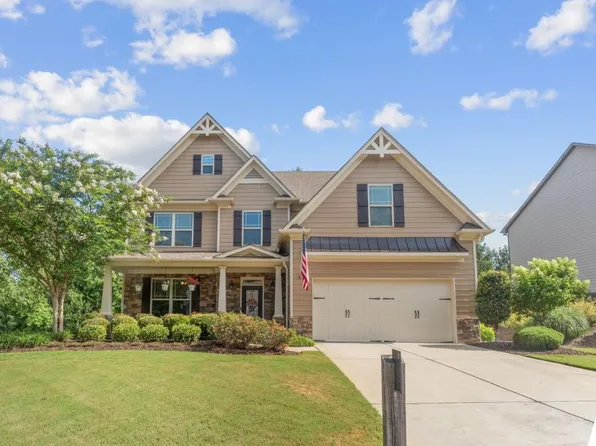 407 Riverwalk Manor Dr, Dallas, GA 30132