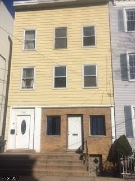 2nd image of 336 Pavonia Ave