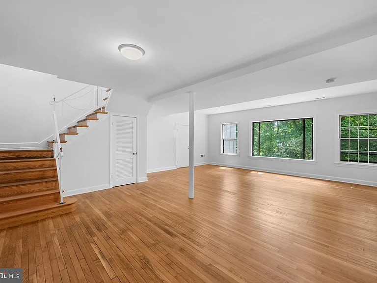 2816 Ellicott St NW — Photo 28
