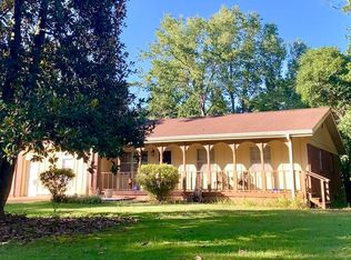 71 Redbud Rd, Sylacauga, AL 35150