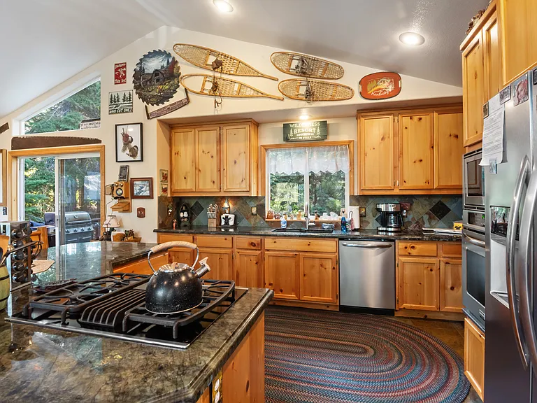 3915 Summit Rd — Photo 13