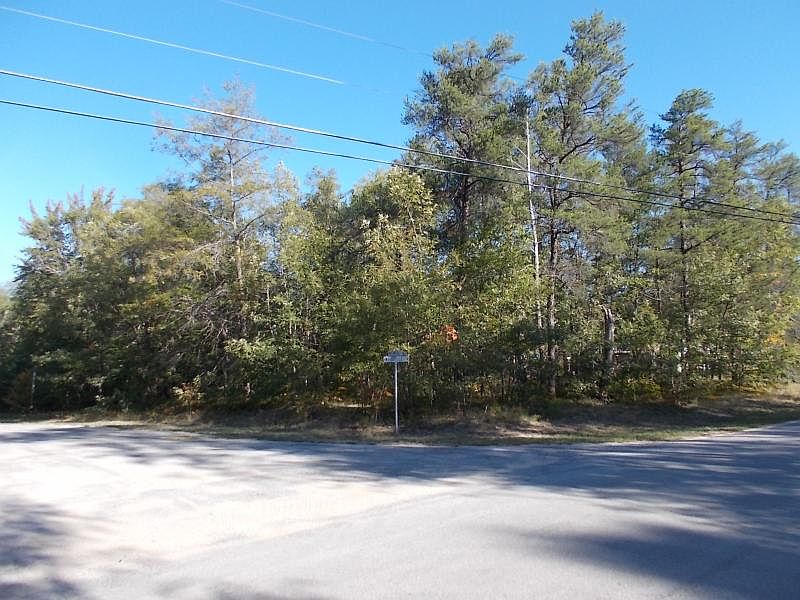1st image of 5257 Woodridge Dr