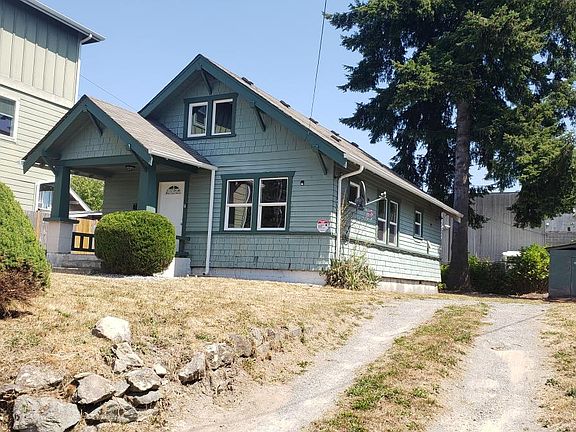 2nd image of 3711 S Park Ave