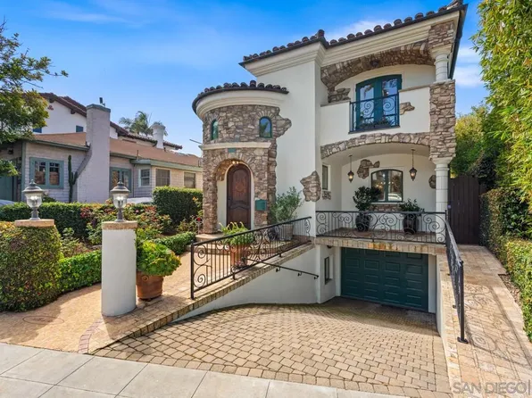 7964 Prospect Pl, La Jolla, CA 92037