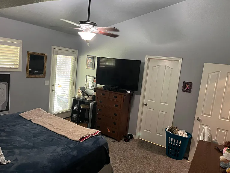 1747 N Eagle Creek Way — Photo 8