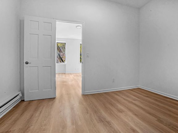 5th image of 355 E 77th St APT 2