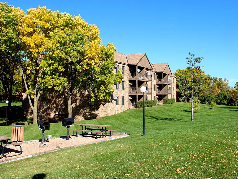 Several BBQ grill picnic areas