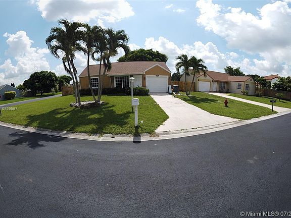 2nd image of 8726 Spring Valley Dr #8726