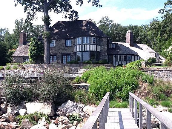 Back Exterior fromDock