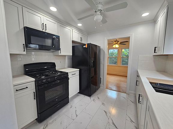 Brand new kitchen and appliances
