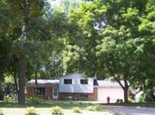 2591 Campbellgate Cir, Waterford, MI 48329