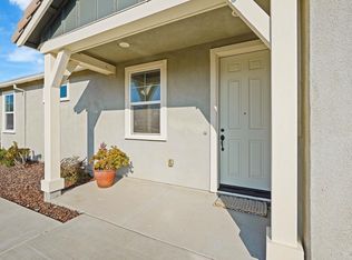 1275 Columbia Dr, Dixon, CA 95620