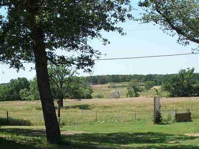 2nd image of 180164 Rockwood Dr