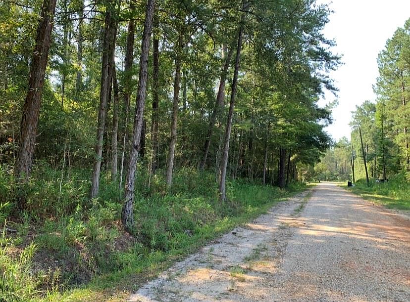 2nd image of Tee St