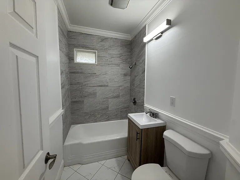 19 Reeves St #1 — Photo 4