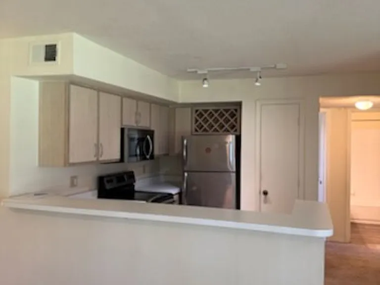 7270 Westpointe Blvd #924 — Photo 15