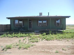 28225 N Shallow Well Dr, Paulden, AZ 86334