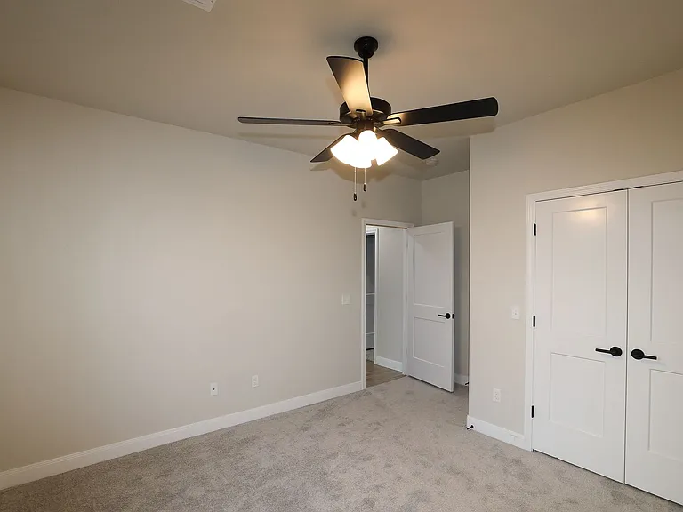 3251 Tulsa Dr — Photo 10