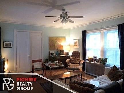 3rd image of 2200 W Foster Ave #22021
