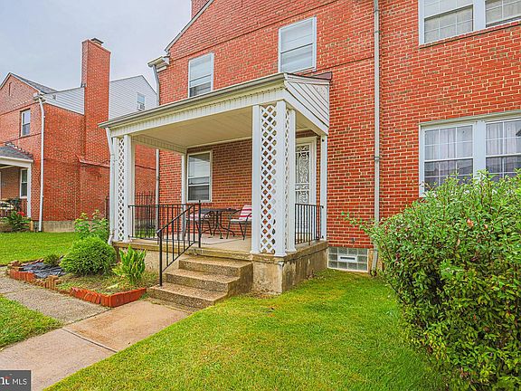 3rd image of 1800 Burnwood Rd