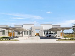 1032 Palm Dr, Alamo, TX 78516