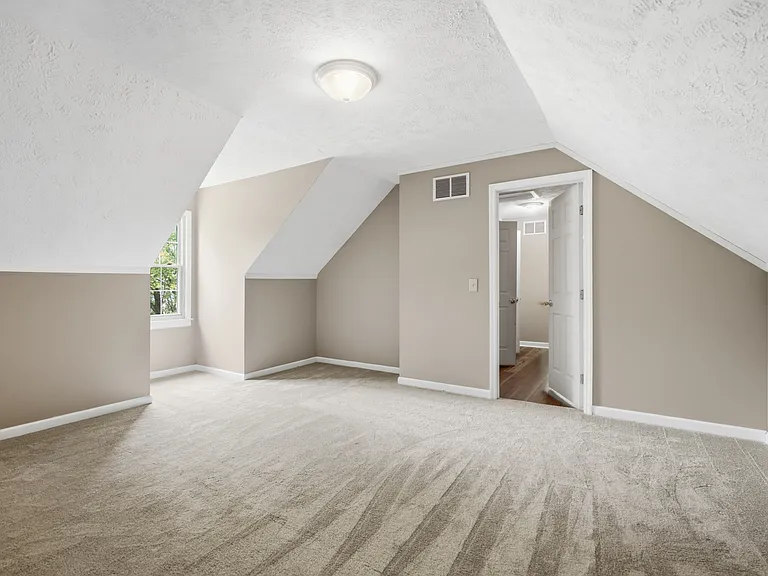 1343 Cason Trl — Photo 17