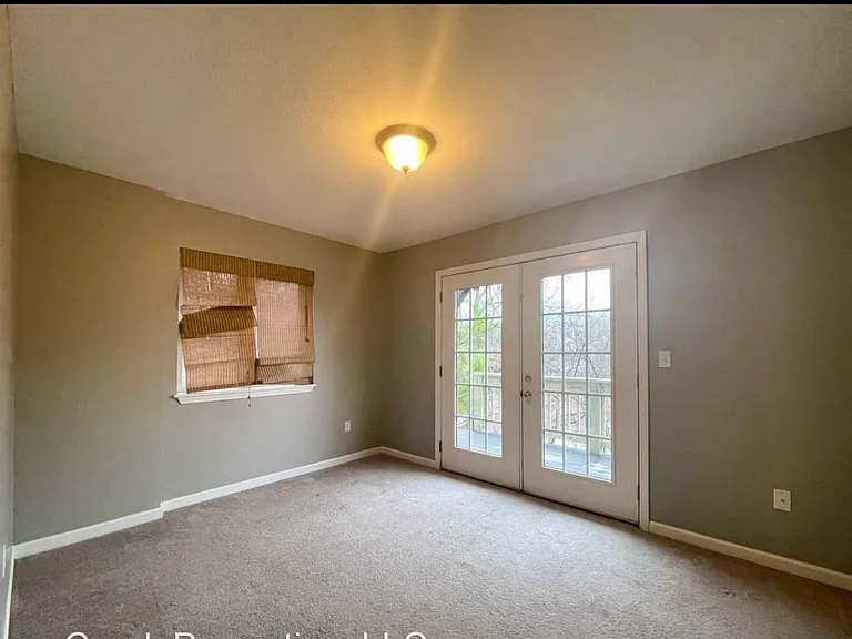 28 Jefferson Dr — Photo 17