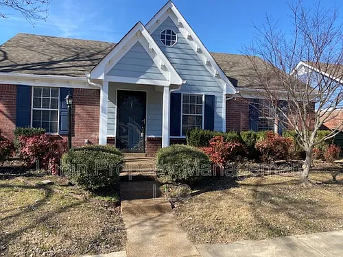1815 Black Bear Cir E Photo 1
