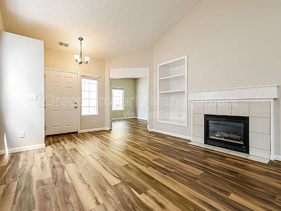 4th image of 8334 S Quay Ct