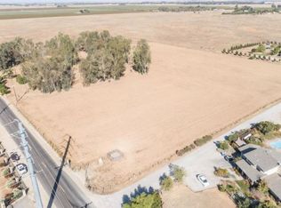 4890 E Copper Ave, Clovis, CA 93619