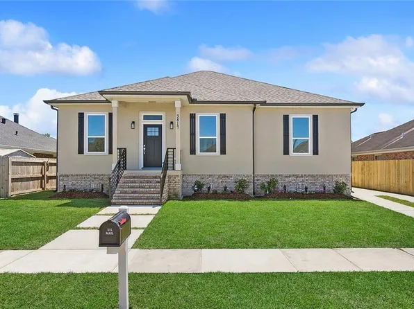 3817 Despaux Dr, Chalmette, LA 70043
