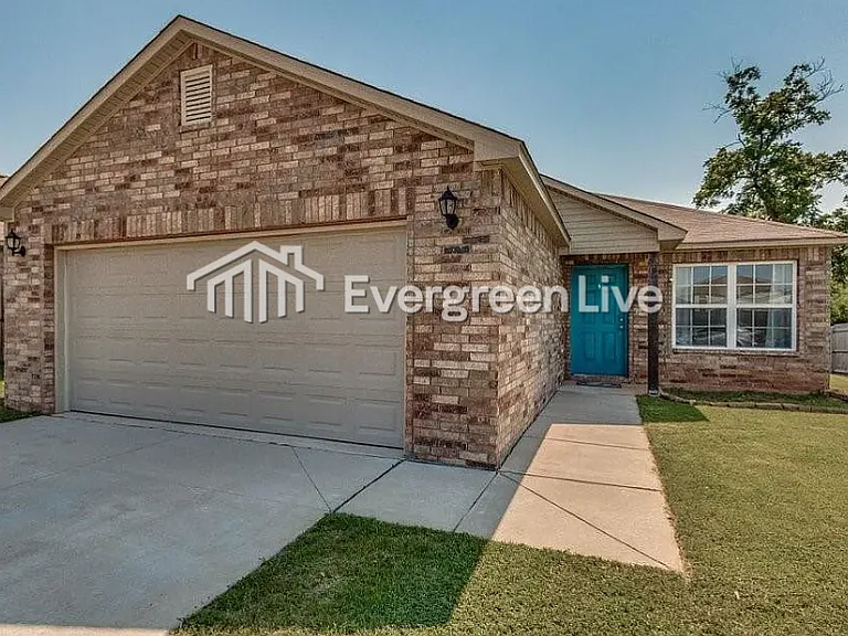 1850 Bliss Cir — Photo 2