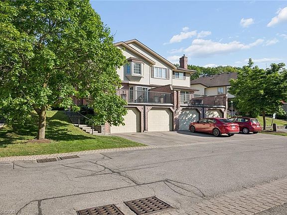3rd image of 236 Kingswood Dr #8