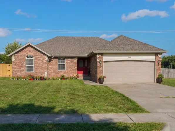 794 Fox Creek Road, Willard, MO 65781